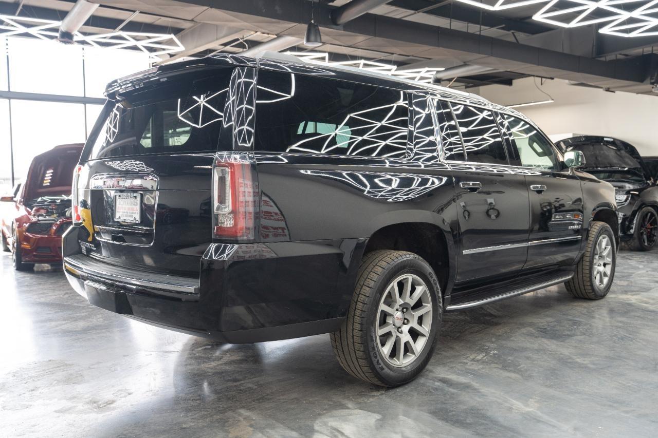 GMC Yukon XL Denali 4WD 2020