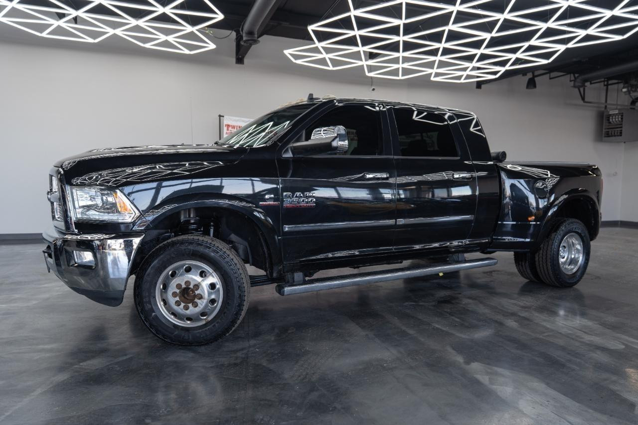RAM 3500 Laramie Mega Cab 4WD DRW 2015