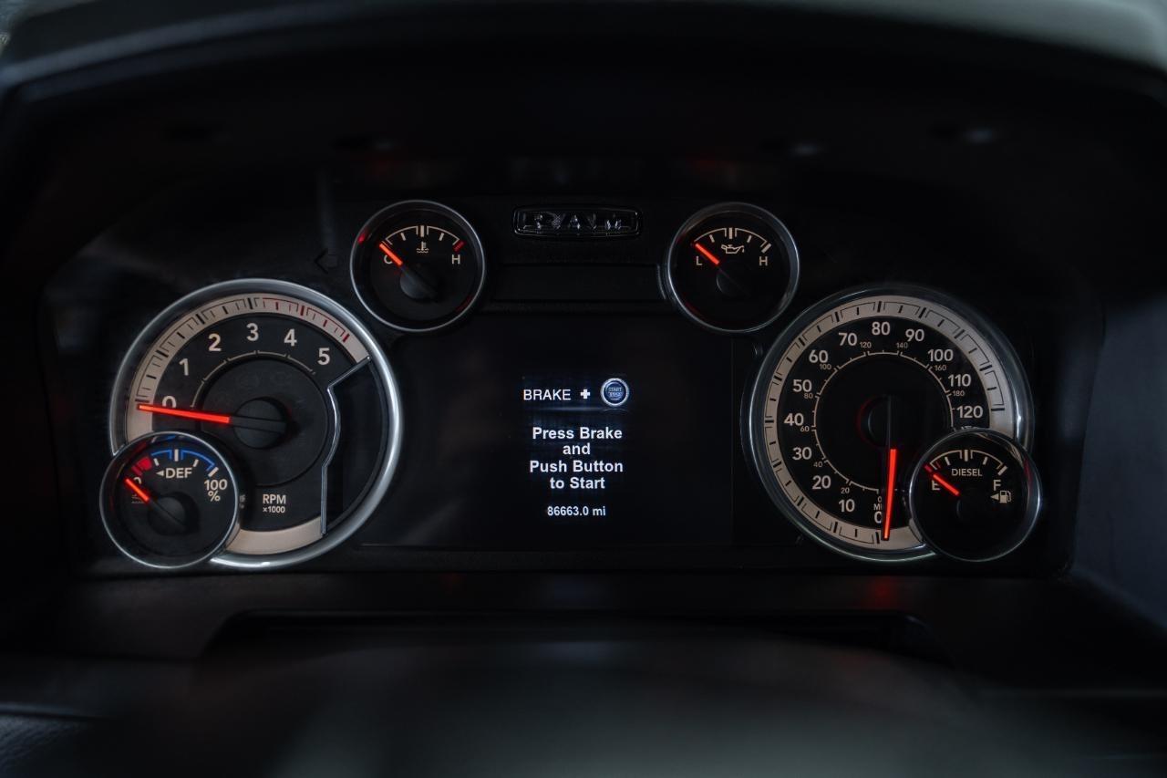 RAM 3500 Laramie Mega Cab 4WD DRW 2015