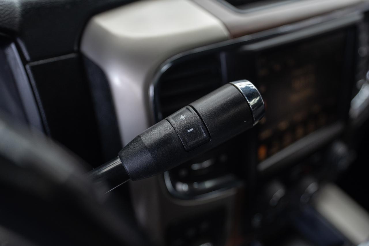 RAM 3500 Laramie Mega Cab 4WD DRW 2015