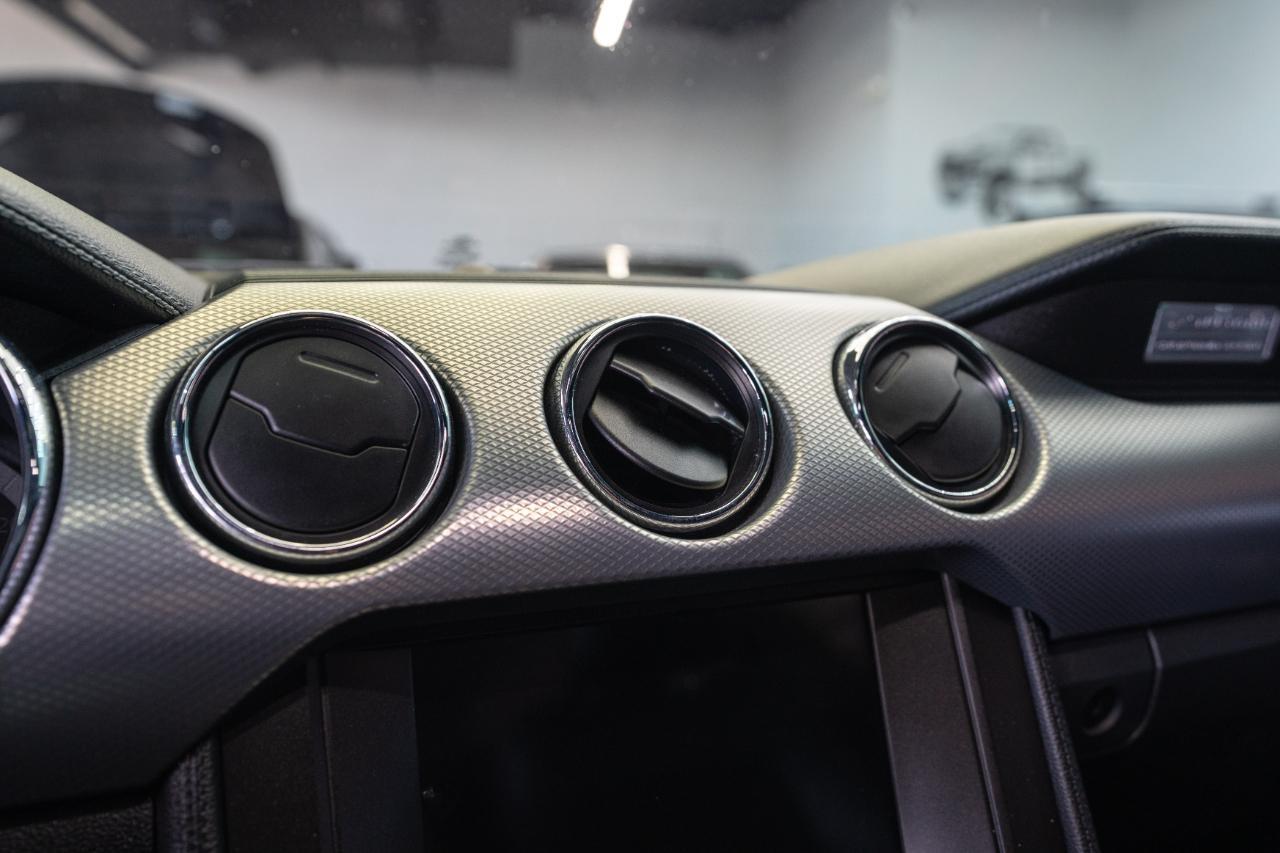 Ford Mustang GT Premium Coupe 2016