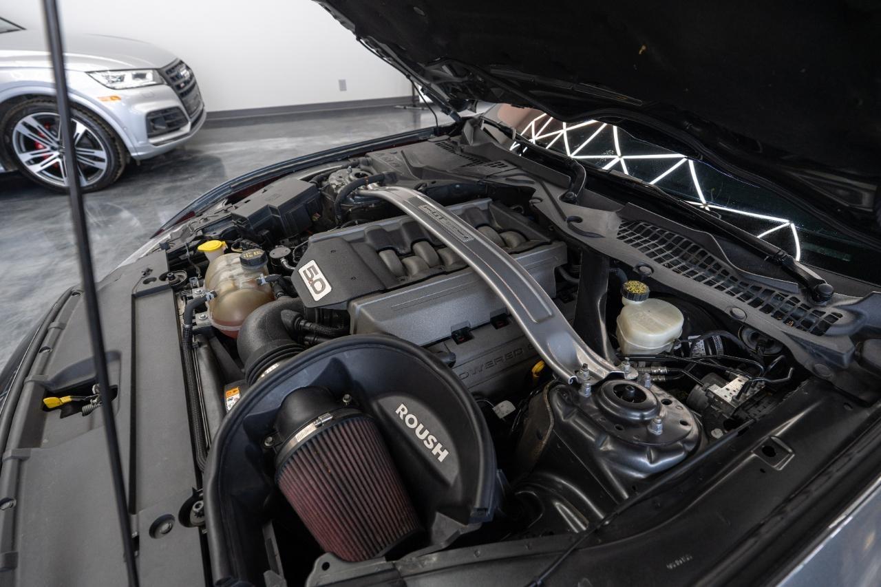 Ford Mustang GT Premium Coupe 2016