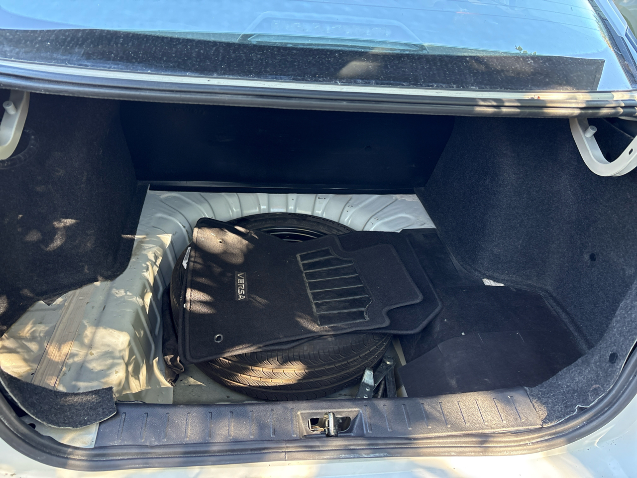 Nissan Versa S CVT 2023