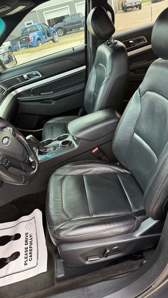 Ford Explorer FWD 4dr XLT 2017