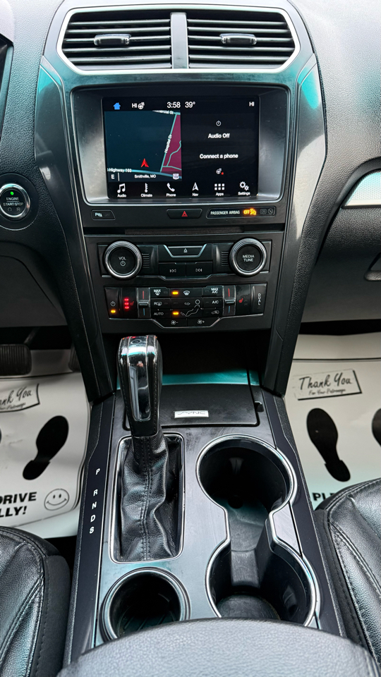 Ford Explorer FWD 4dr XLT 2017