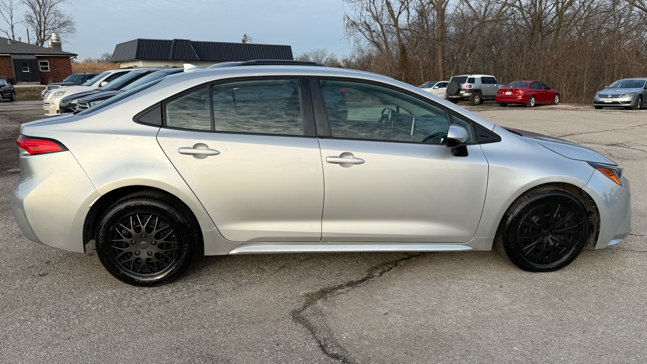 Toyota Corolla 4dr Sdn LE Auto 2020