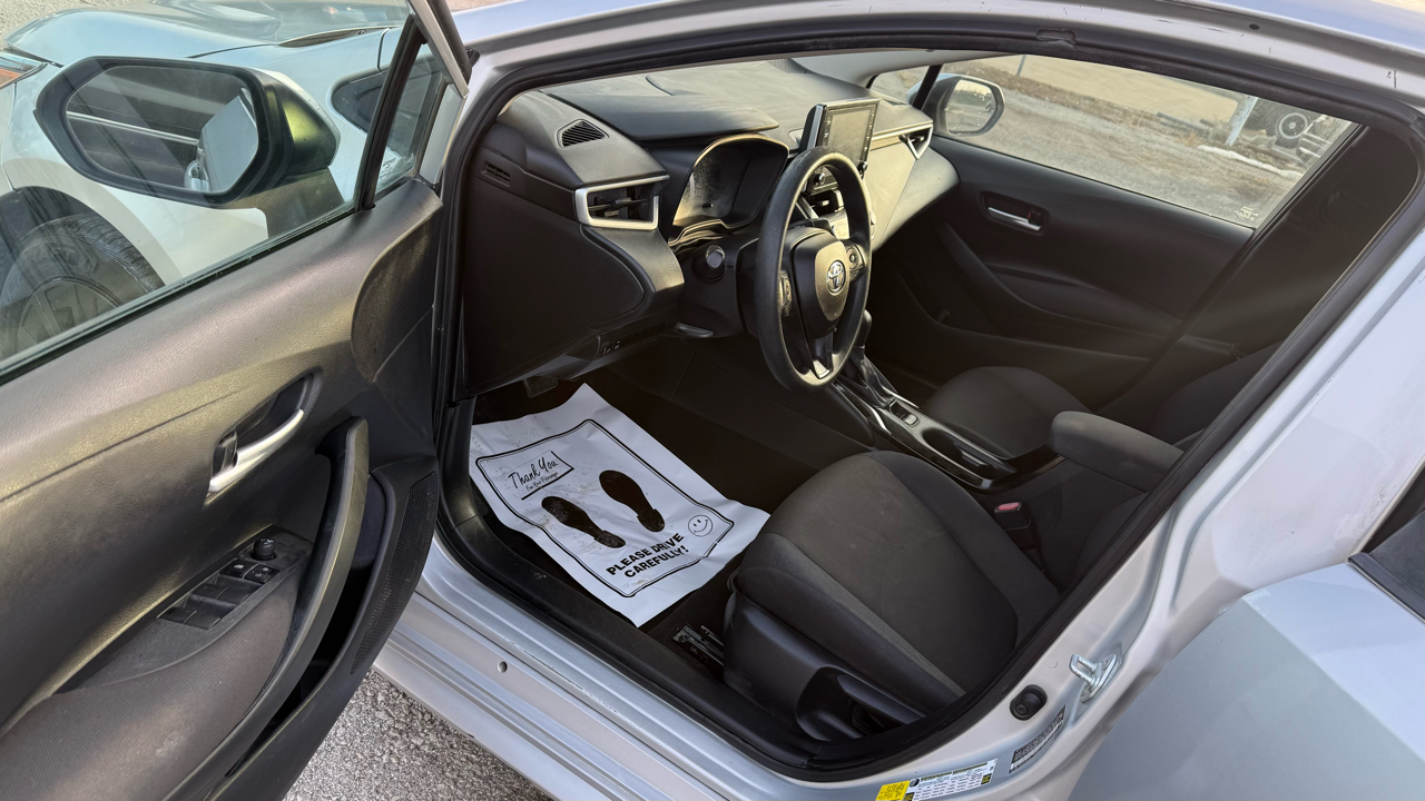 Toyota Corolla 4dr Sdn LE Auto 2020