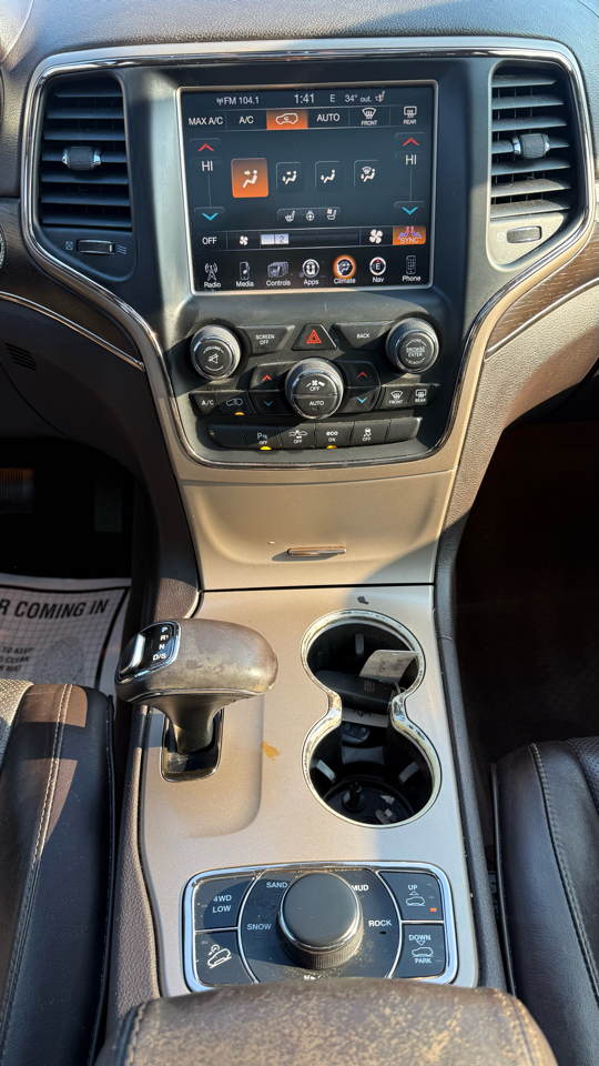 Jeep Grand Cherokee Summit 4D SUV 4WD 2014