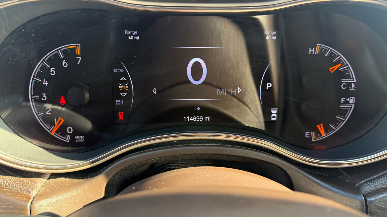 Jeep Grand Cherokee Summit 4D SUV 4WD 2014