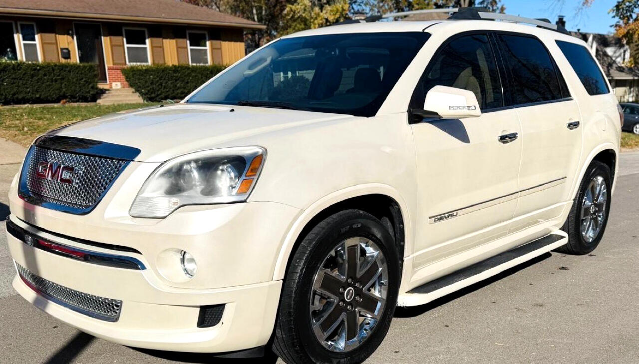 GMC Acadia Denali AWD 2012
