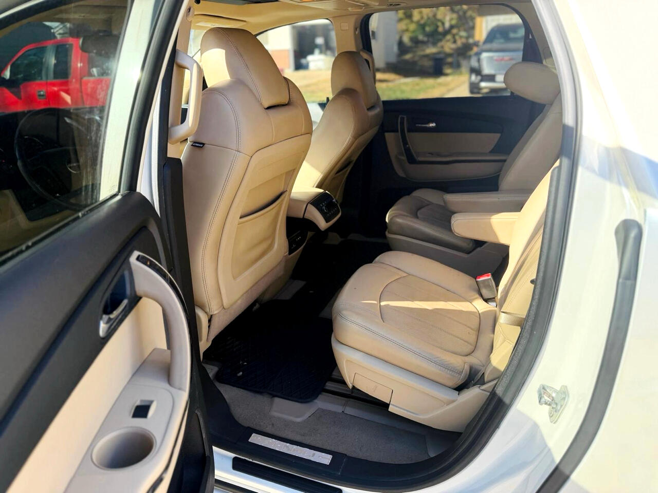 GMC Acadia Denali AWD 2012