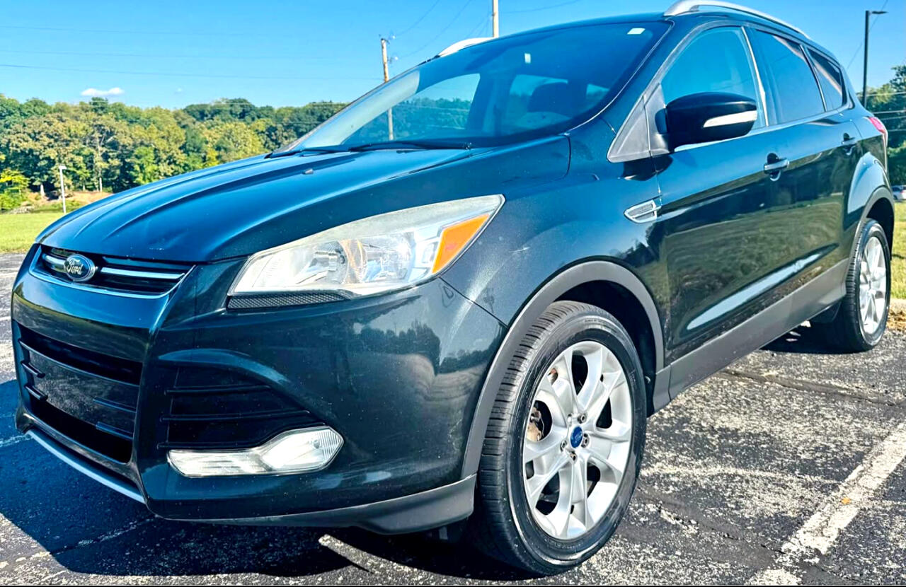 Ford Escape Titanium 4D SUV AWD 2014