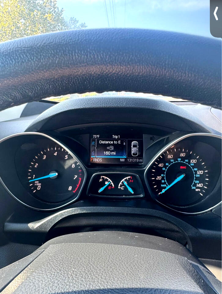 Ford Escape Titanium 4D SUV AWD 2014