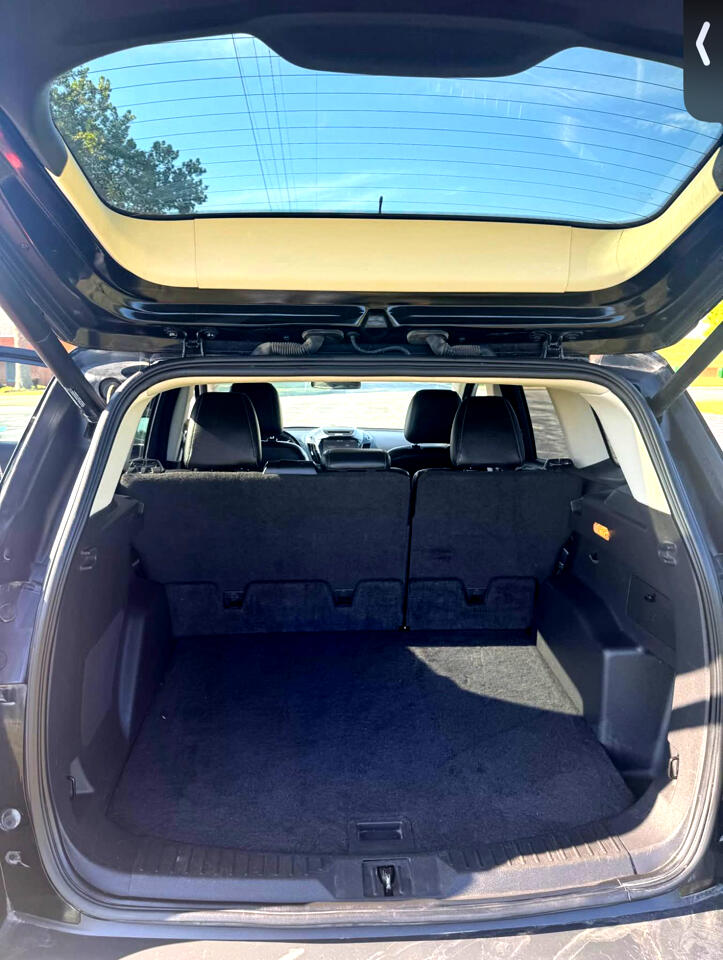 Ford Escape Titanium 4D SUV AWD 2014