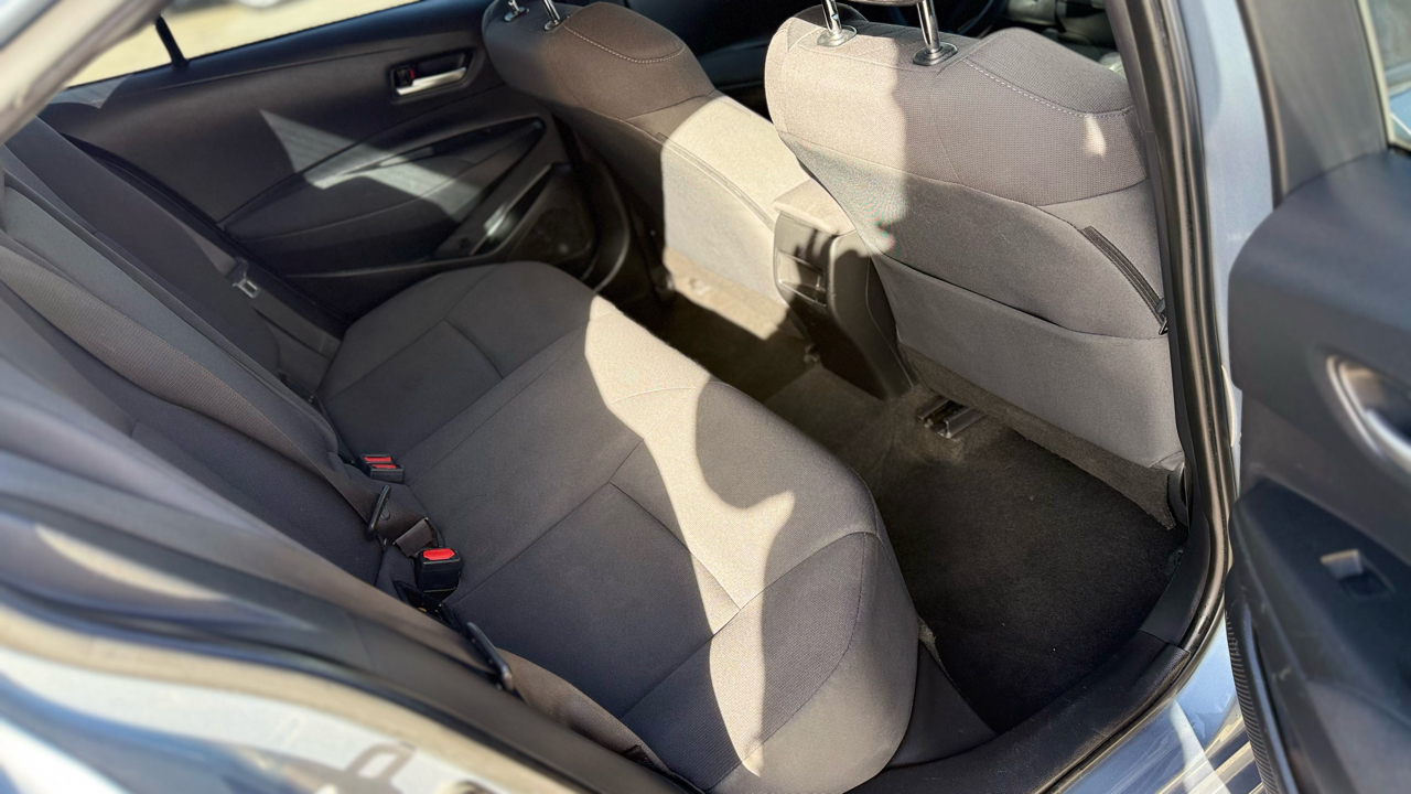 Toyota Corolla LE 4D Sedan 2021