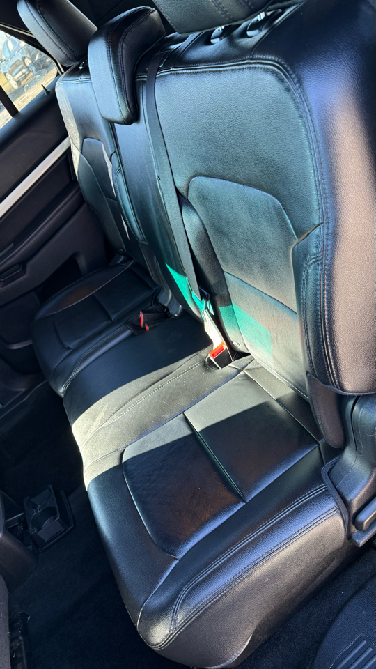 Ford Explorer XLT 4D SUV FWD 2016