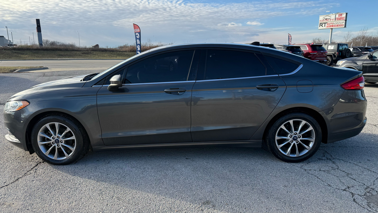 Ford Fusion 4dr Sdn I4 SE FWD 2017