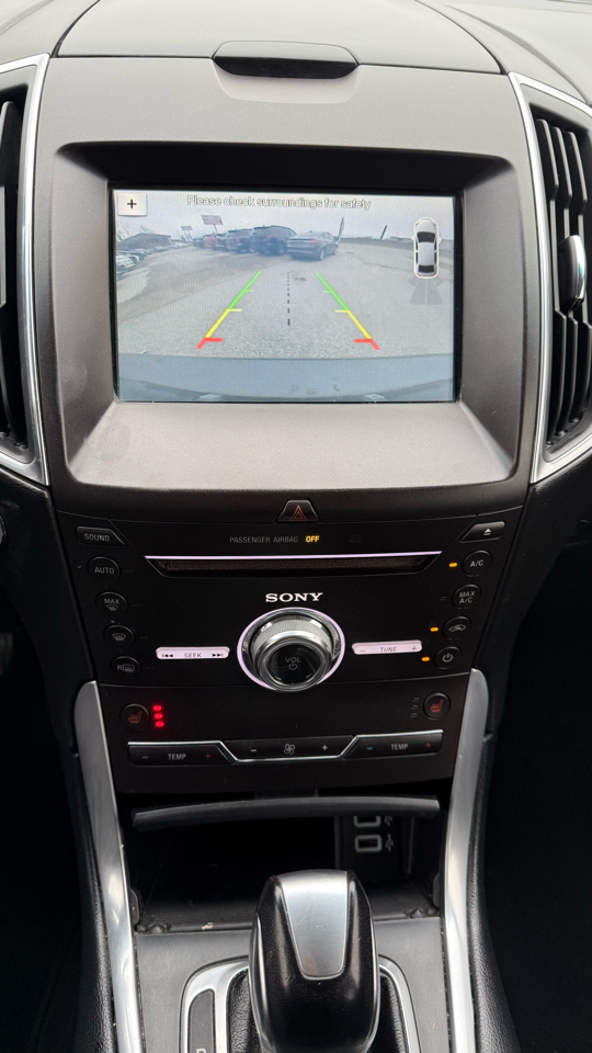 Ford Edge Titanium 4D SUV FWD 2018