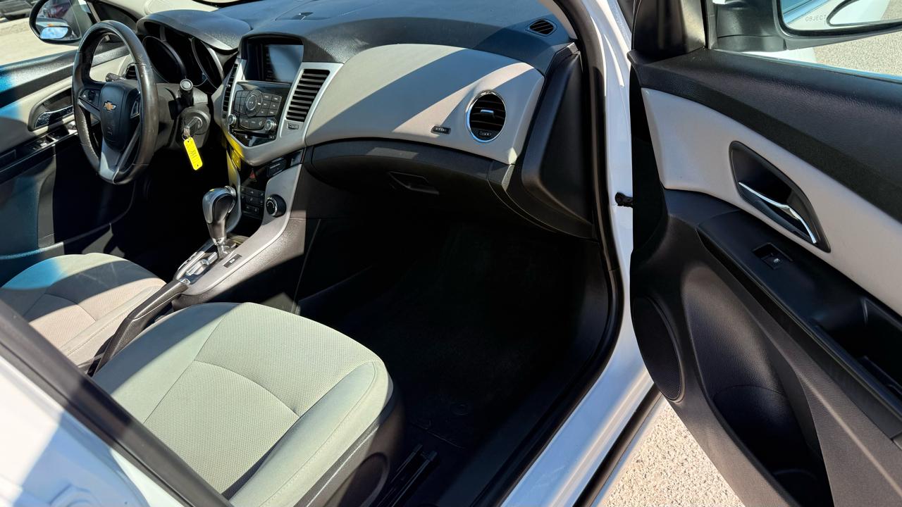 Chevrolet Cruze 1LT 2014