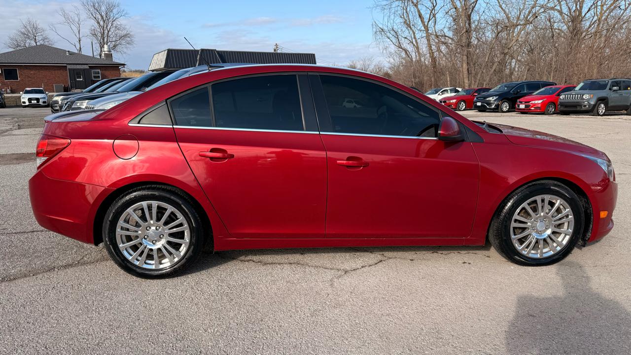 Chevrolet Cruze Eco 4D Sedan 2012