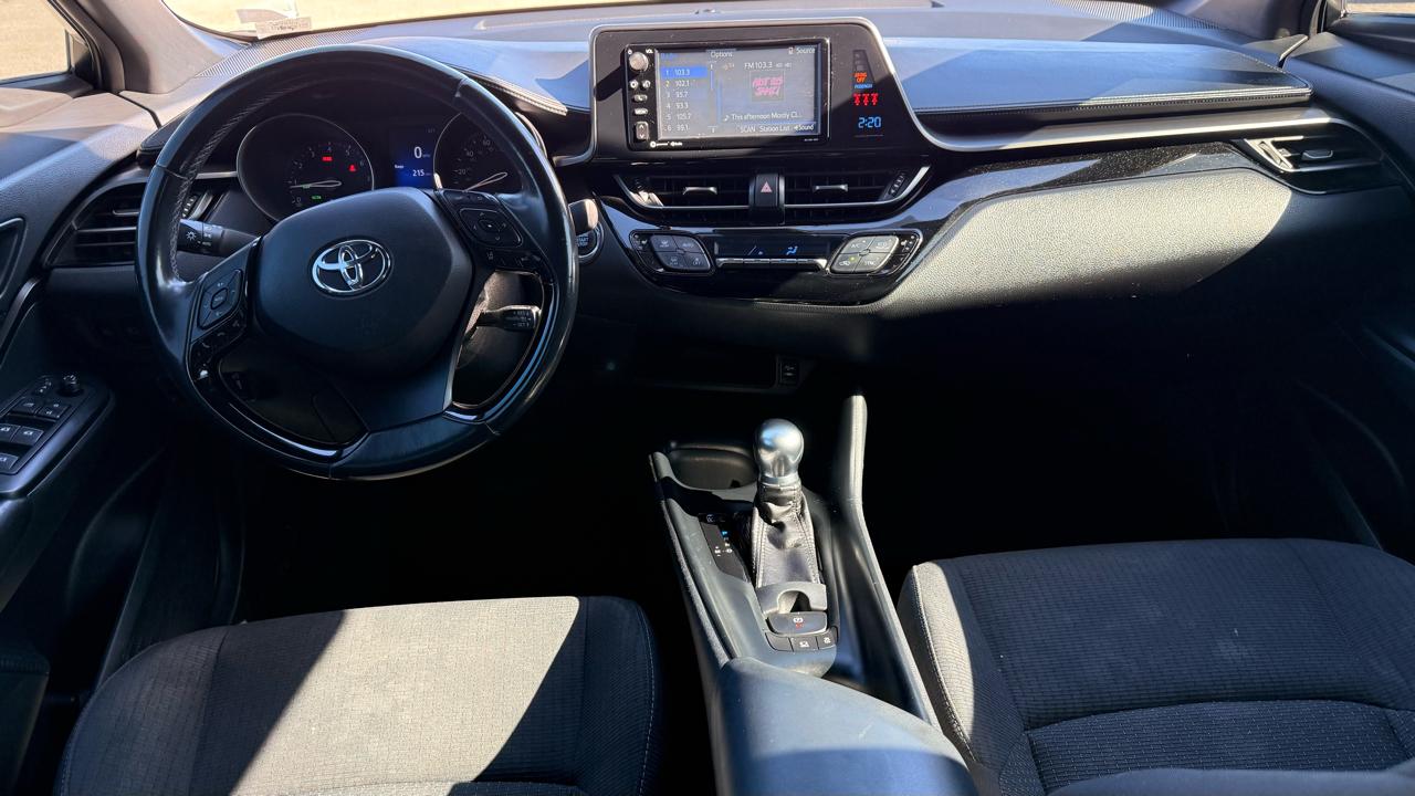 Toyota C-HR XLE Premium 2018