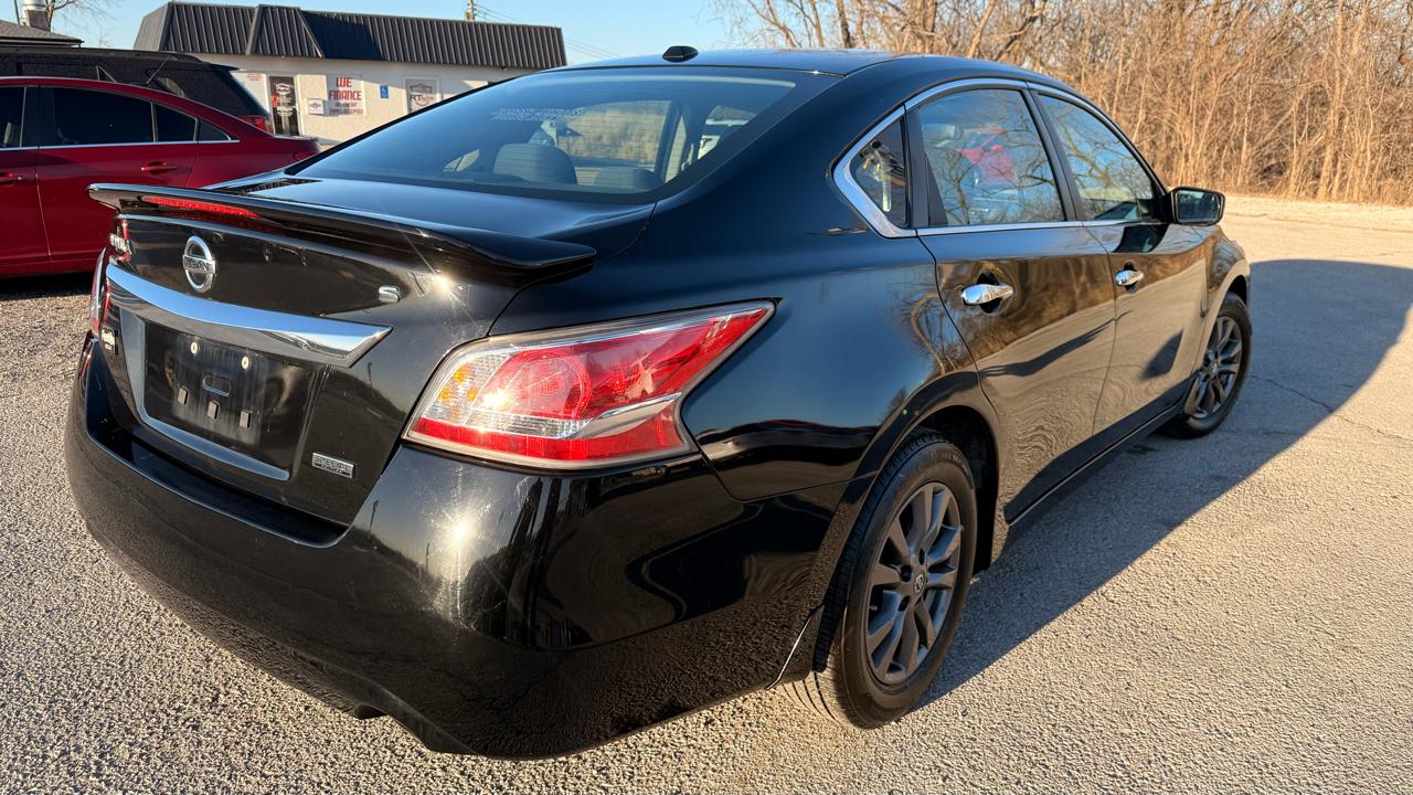Nissan Altima 2.5 S 2015