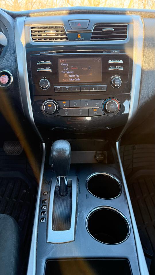 Nissan Altima 2.5 S 2015