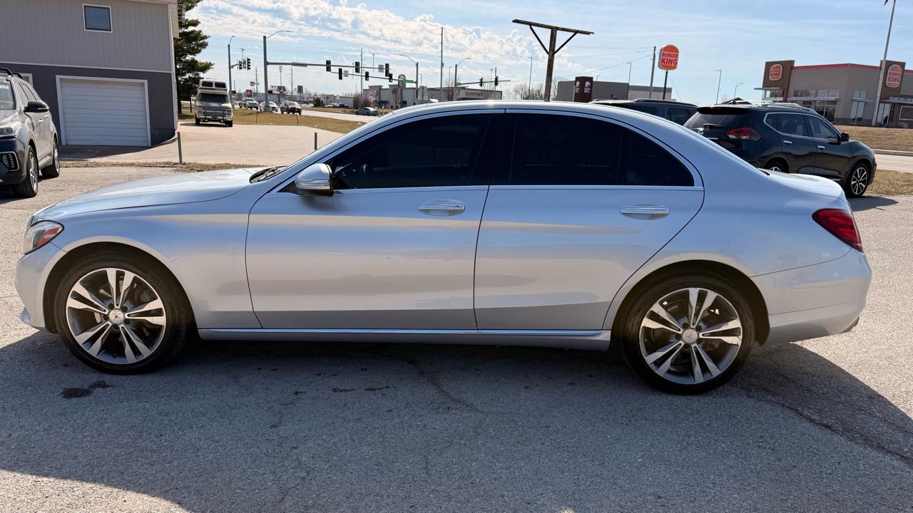 Mercedes-Benz C-Class 4dr Sdn C300 4MATIC 2015
