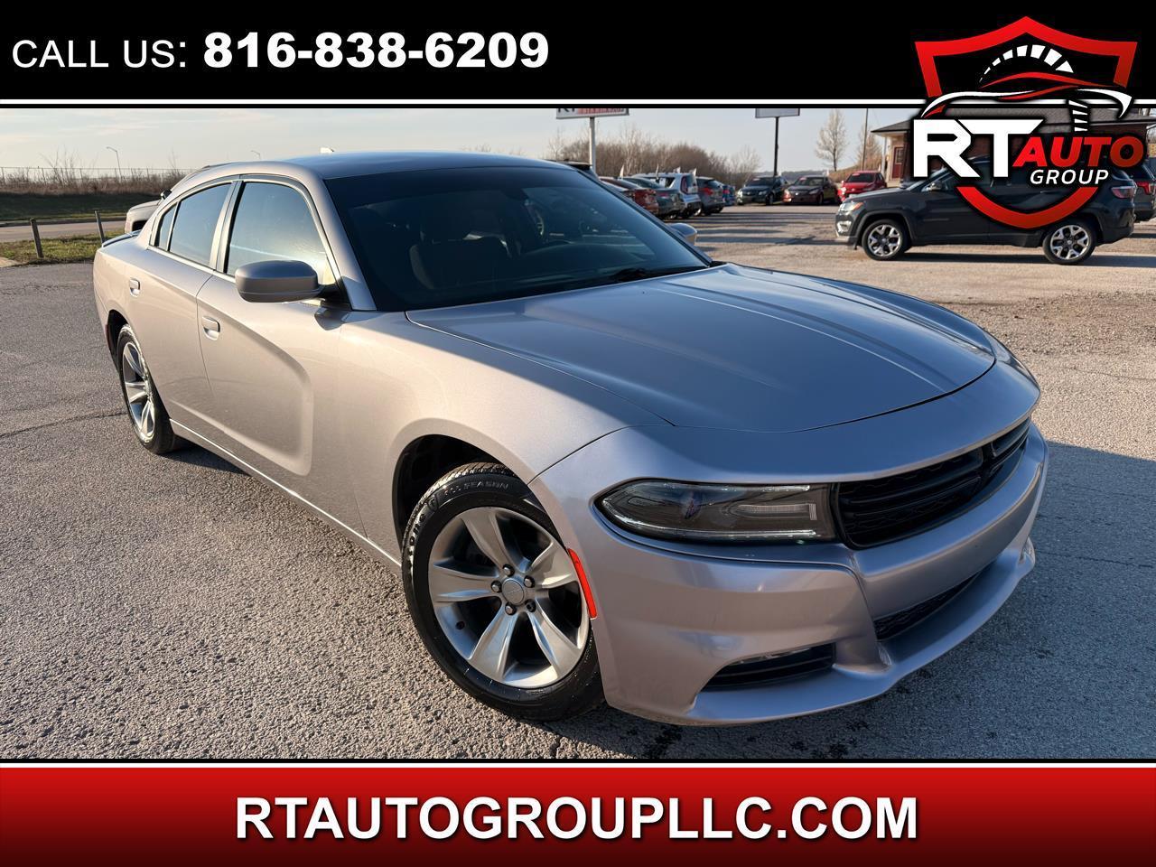 Dodge Charger 4dr Sdn SXT RWD 2016