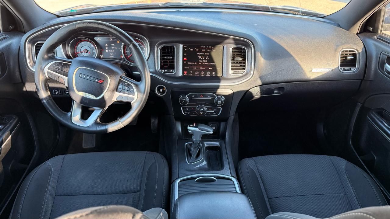 Dodge Charger 4dr Sdn SXT RWD 2016