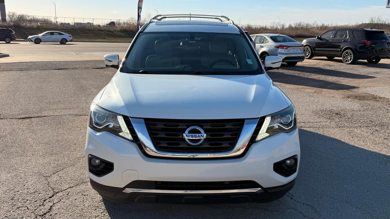 Nissan Pathfinder Platinum 4D SUV 4WD 2017