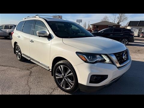 2017 Nissan Pathfinder Platinum 4D SUV 4WD