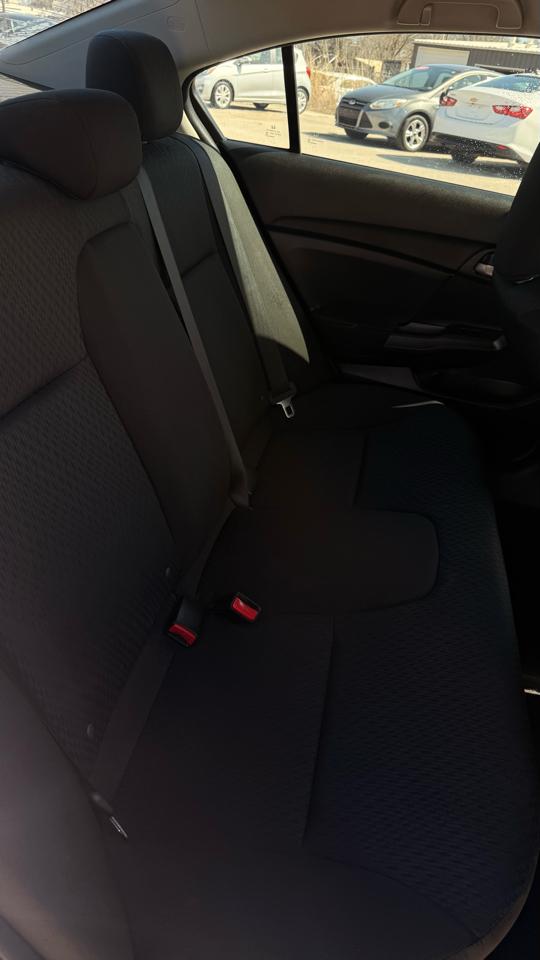 Honda Civic LX 4D Sedan 2015