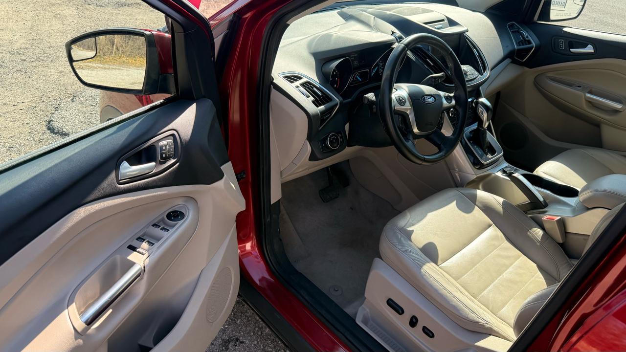 Ford Escape SEL 4D SUV 4WD 2013