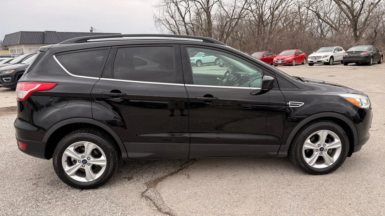 Ford Escape SE 4D SUV FWD 2016