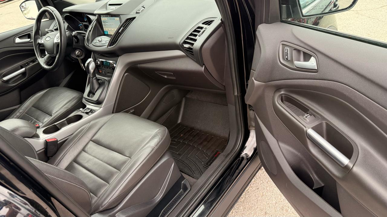 Ford Escape SE 4D SUV FWD 2016