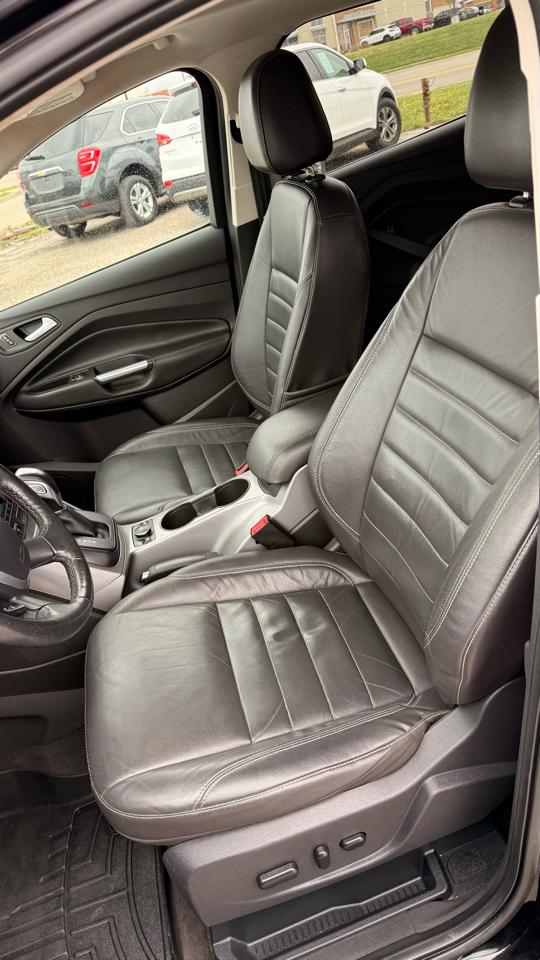 Ford Escape SE 4D SUV FWD 2016