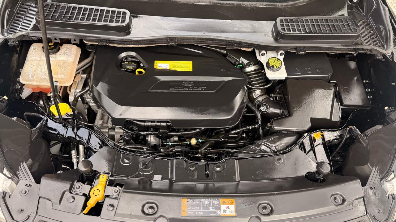 Ford Escape SE 4D SUV FWD 2016