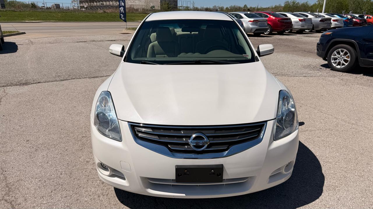 Nissan Altima 3.5 SR Sedan 2012
