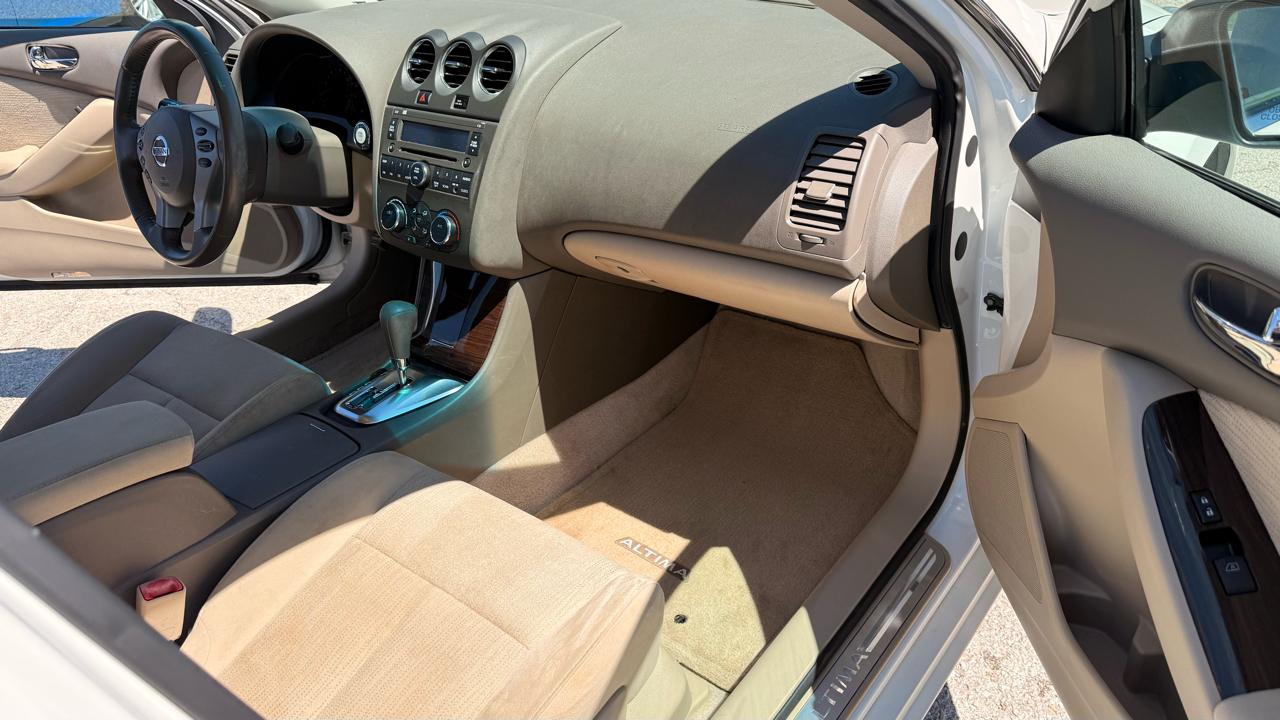 Nissan Altima 3.5 SR Sedan 2012