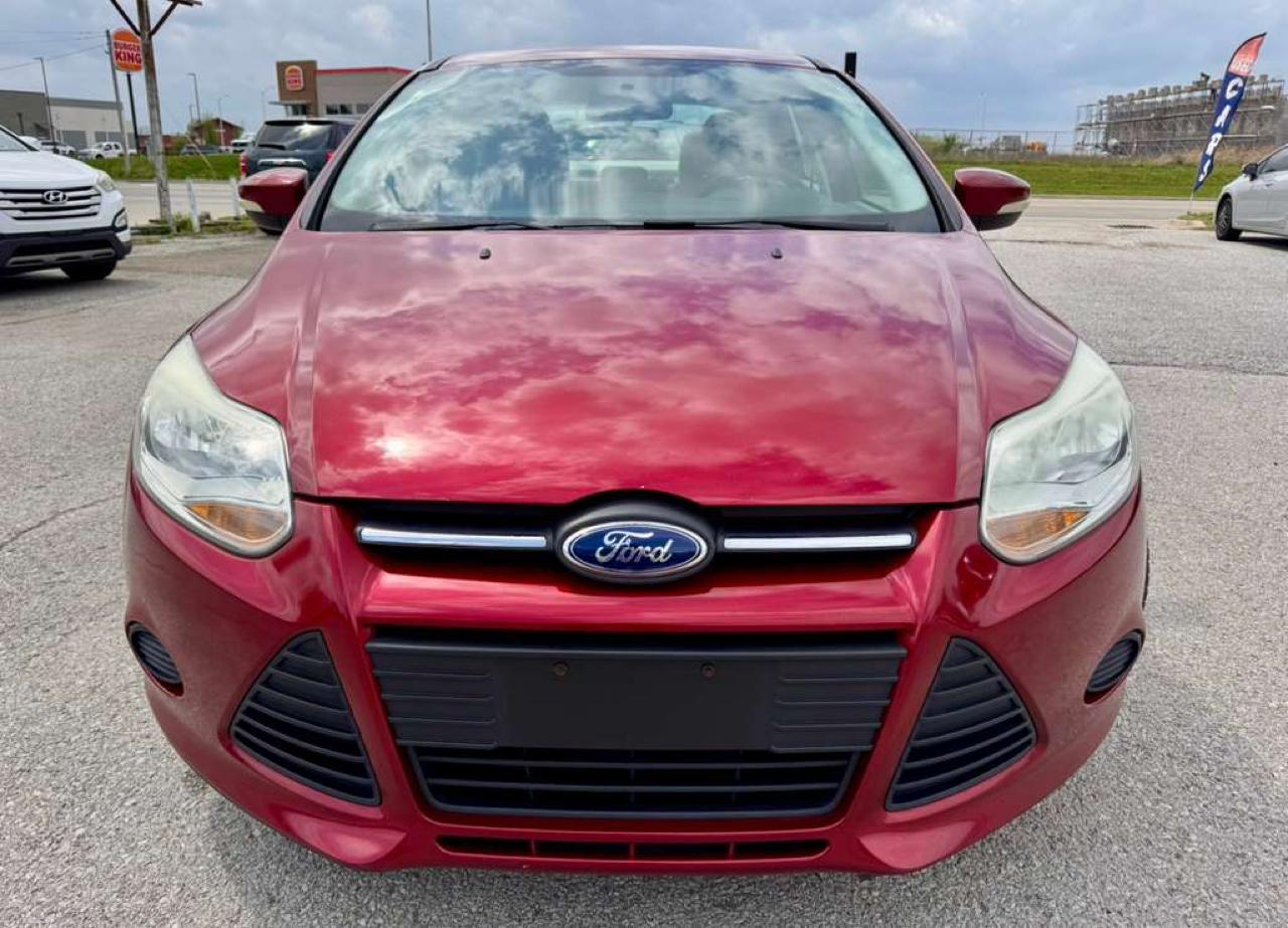 Ford Focus 4dr Sdn SE 2014