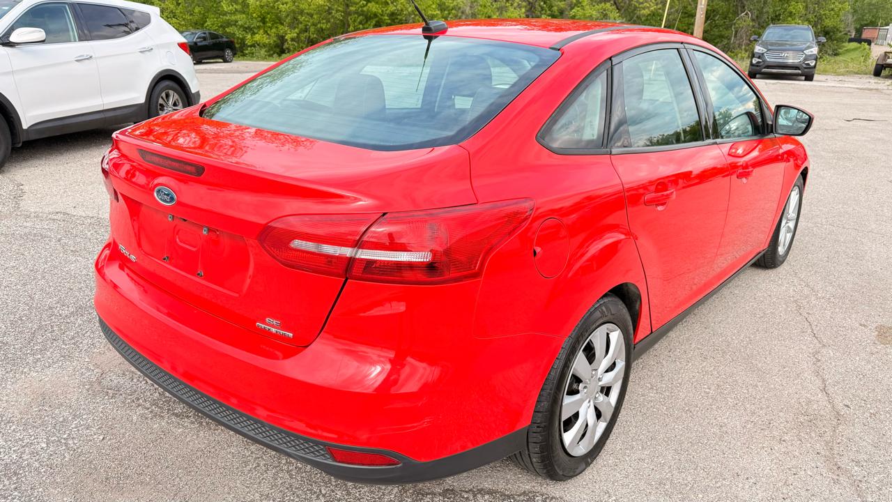 Ford Focus 4dr Sdn SE 2016