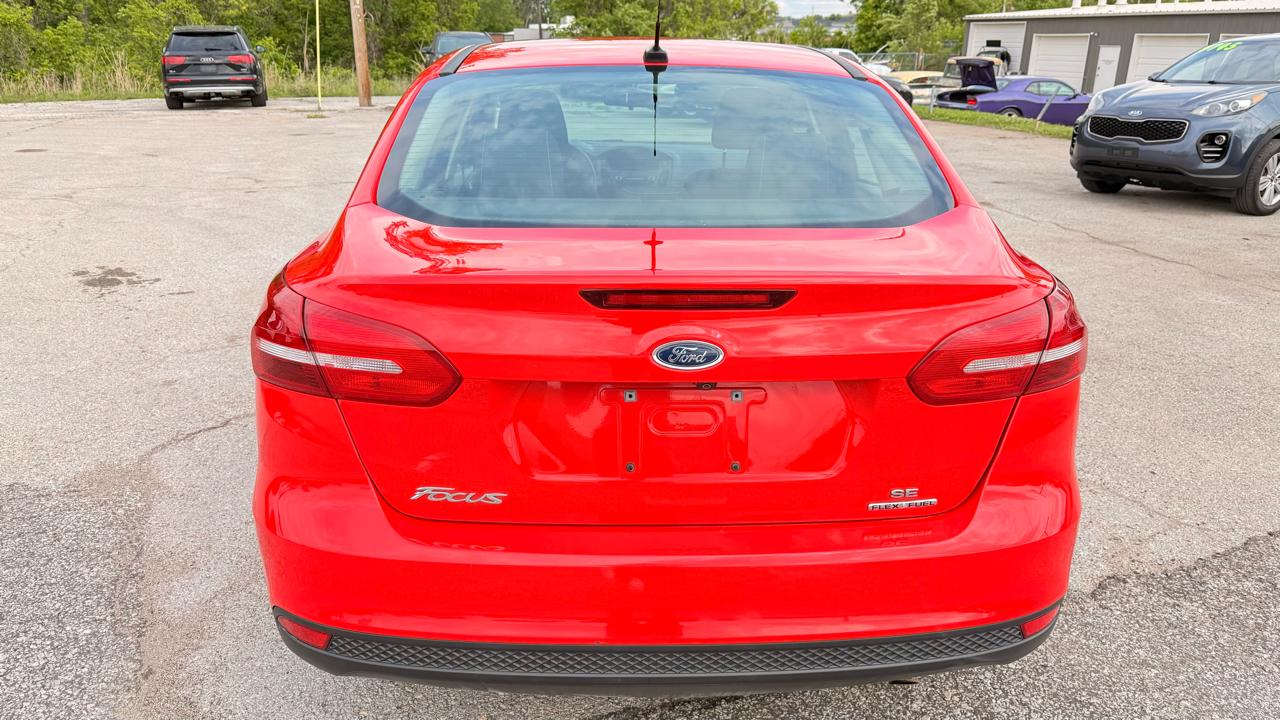 Ford Focus 4dr Sdn SE 2016
