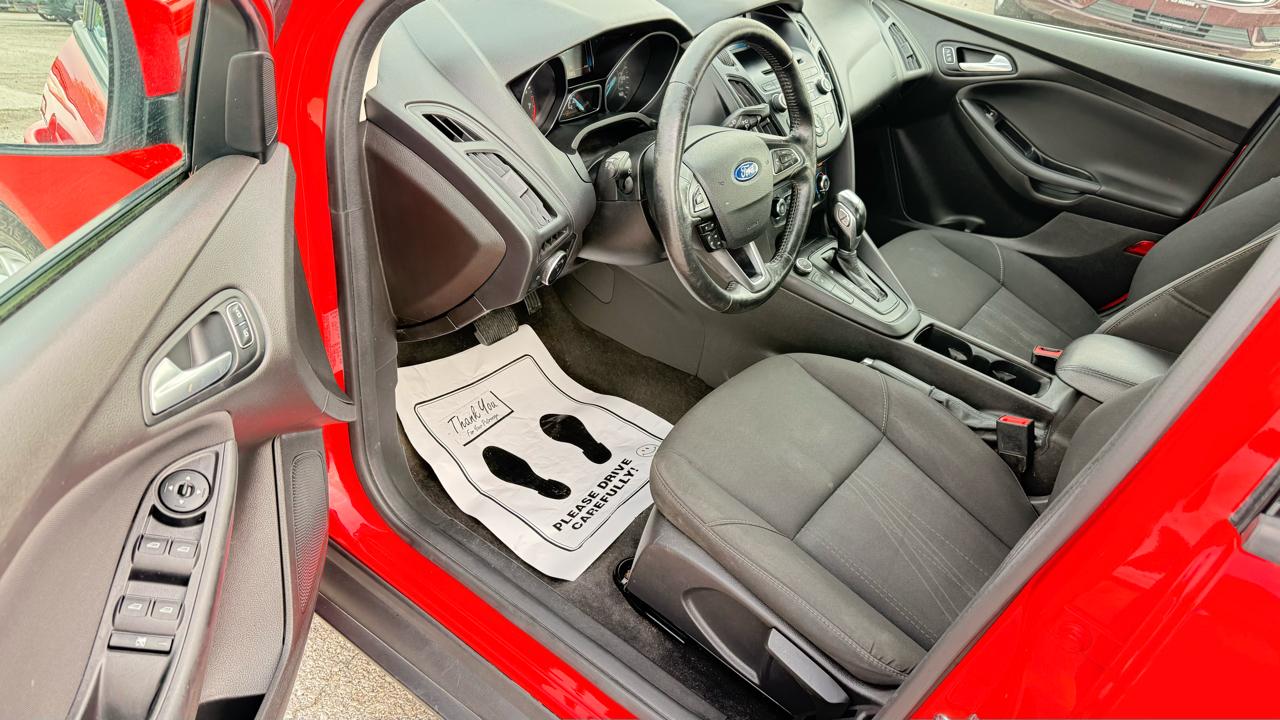 Ford Focus 4dr Sdn SE 2016