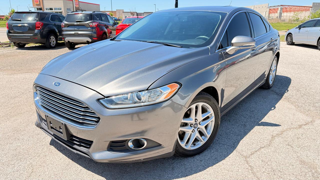 Ford Fusion 4dr Sdn I4 SE 2014