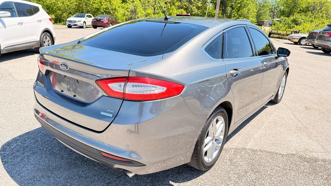 Ford Fusion 4dr Sdn I4 SE 2014