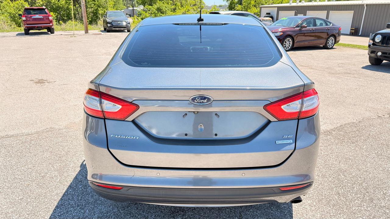 Ford Fusion 4dr Sdn I4 SE 2014