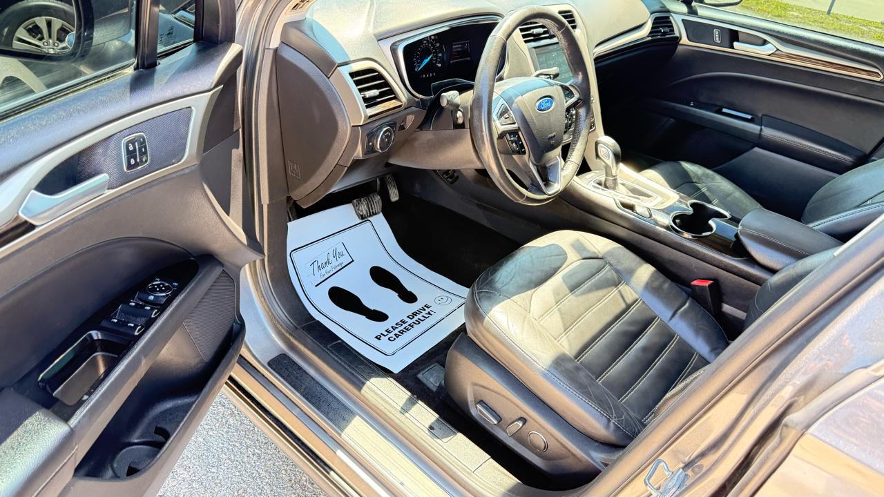 Ford Fusion 4dr Sdn I4 SE 2014