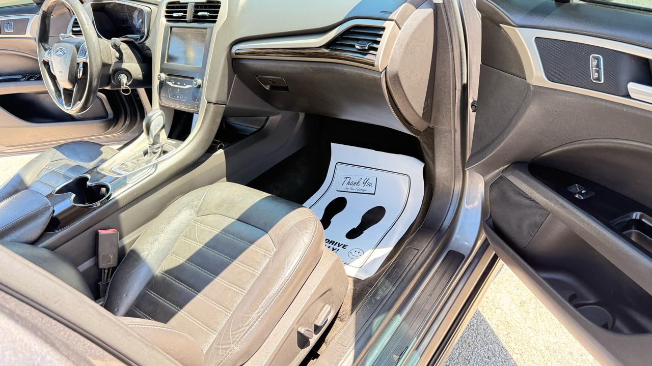 Ford Fusion 4dr Sdn I4 SE 2014