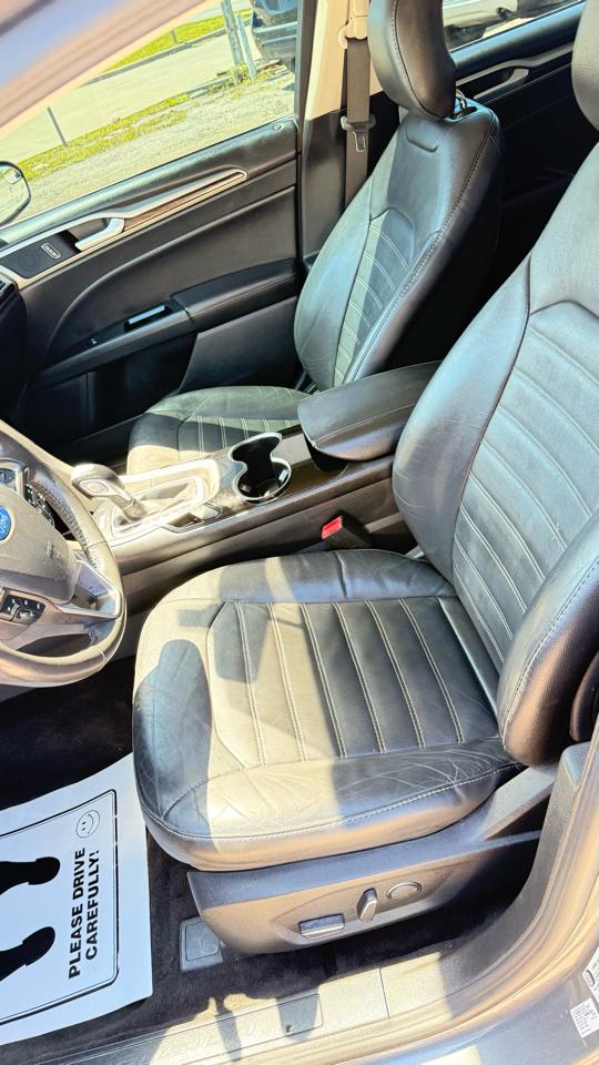 Ford Fusion 4dr Sdn I4 SE 2014